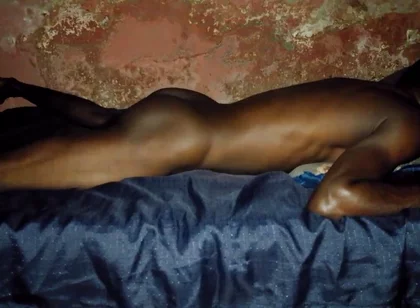 Masturbation Through Bed Humping Is so Nice