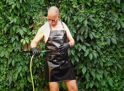 The Horny Rubber Gardener 26 (wet Play & Piss)