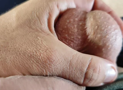Homemade Stimulator Shoots Electric Shock in the Glans.
