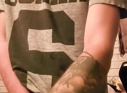 Smoking and Wanking with a Little Bum Fun