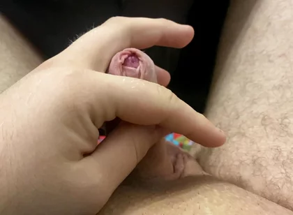 A Fat Guy Jerks off His Cock