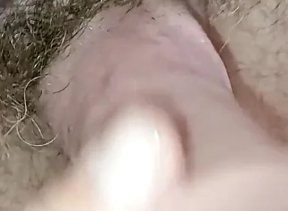 Rockardglans wanking in bathroom