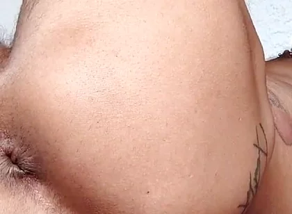 A Good Handjob in the Middle of the Exercise for the Ass