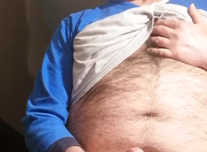 A Quick with a Big Cumshot to Sleep Better!