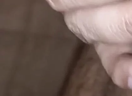 Its pee time while having bath