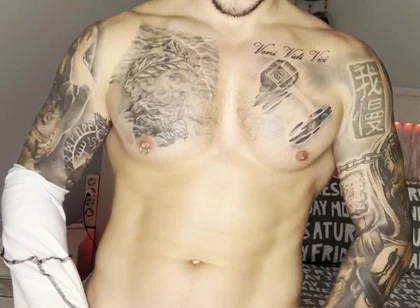 My Cock Cums with No Hands