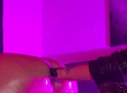 Fisting Session, Her Big Buttocks Getting Both Hands