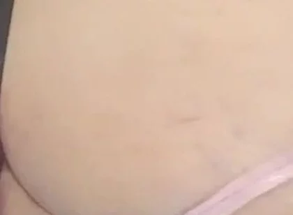 Primera Vez Que Me Trago Un Dildo De Este Tamaño Y Me Rompe Todo El Culo Pero Me Encanta!!!!!!!