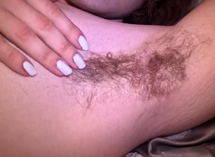 Who Wants to Jerk off While Smelling My Hairy Pits?