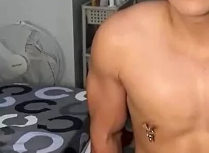Filipino Twink Dances Naked in His Bedroom