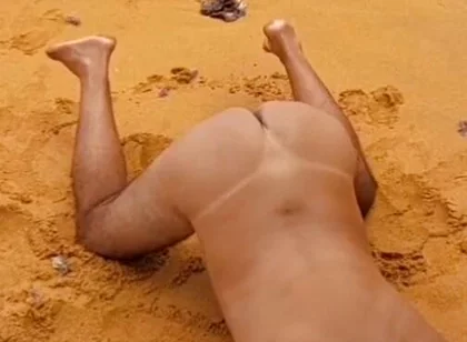 Ladysilva Nude on the Beach