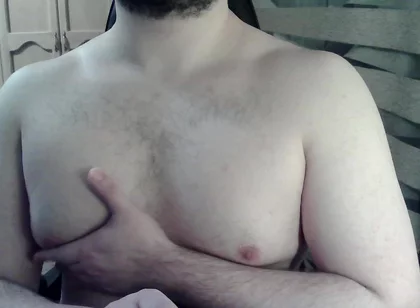 Hot Beefy Camboy Teases and Shows off