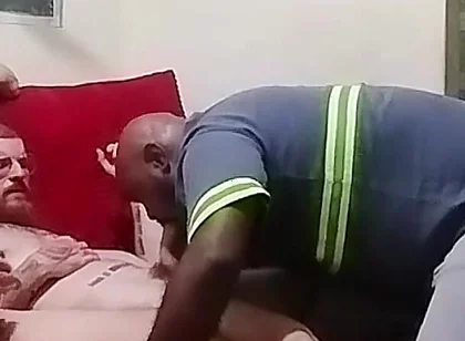 Big Tail Lunchbox of P Aii and stepson Scene 2