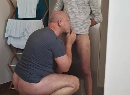 Pissing Thomas Hardon Dick