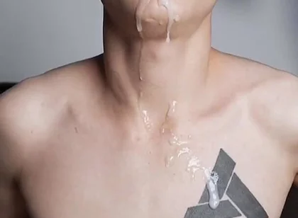 Twinks Have Fun, Suck Dicks and Cum on Camshow
