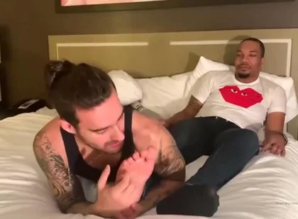Reds Feet Worshipped