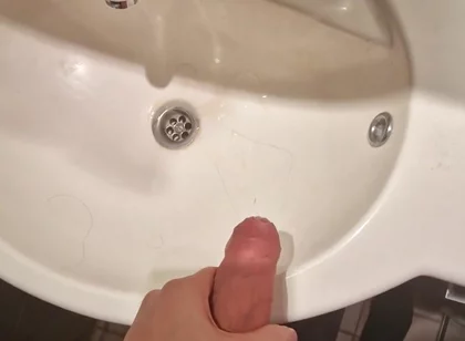 Wake up at Friend's House, Hungover. What Else You Gonna Do Than Cum? ‍