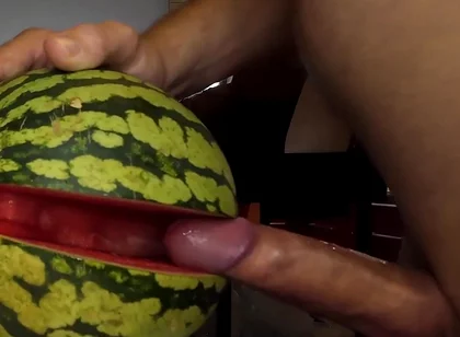 My Way of Beeing a Vegan. Fucking a Watermelon