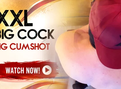 Xxl Cock at the Gloryhole