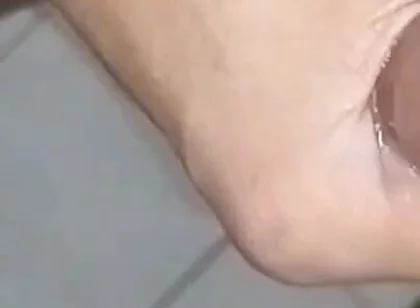 You Like to See Me Cumming, Right?