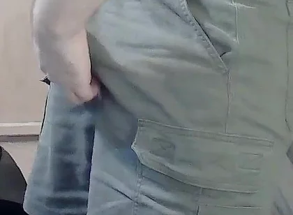 Hot Stud Goes Commando During Leg Day