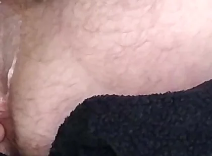 Lubing up My Ass