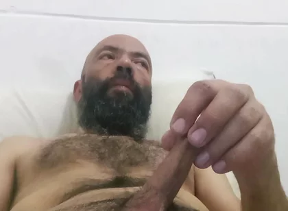 Jhonbahkxxx Seduces with Ravenous Pussy Thrusts