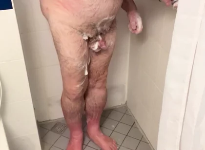 In the Shower with Coach Karl 6765