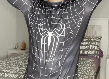 Big Load with No Hands! Spiderman Outfit