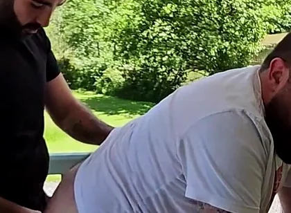 Outdoor Bear Fucking Bareback in Public
