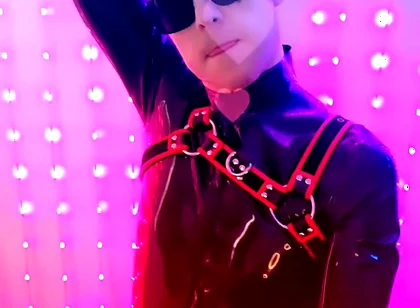 Vide Clip Outtake for My New Reellatexrubberblackstyle