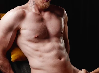Muscular Aussie Straight Got Edged with Sounding