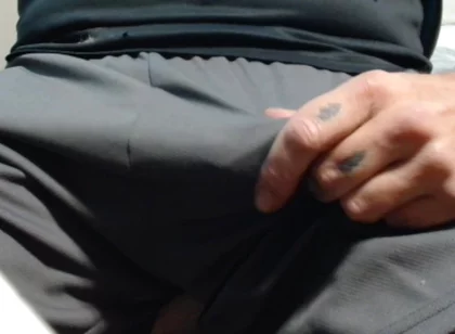 Cash Master Huge Bulge and Precum on Webcam