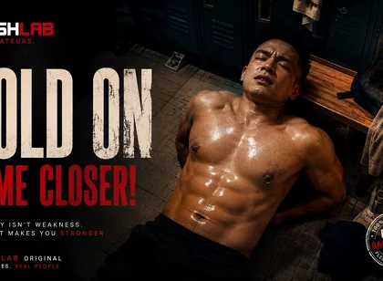 Hold on! Come Closer! Asia Twink Get a Nice Handjoib in the Locker Room!