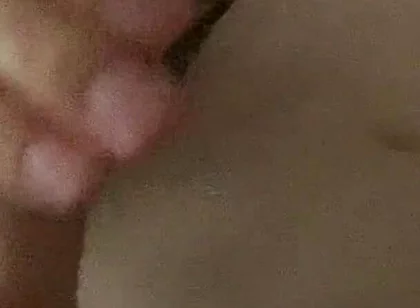 Twink Jerks off in His Bed and Cum on His Stomach