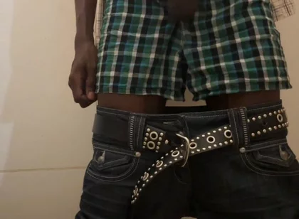 Bro Got Horny at Work He Had to Beat His Meat in the Washroom