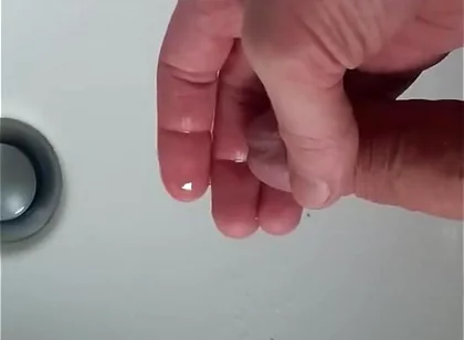 Pee in Bathroom Sink - 04.04.2024