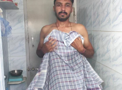 Get Bath Nude with Face