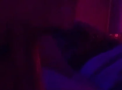 Cutie Str8 Gets a Nice Head in Bed