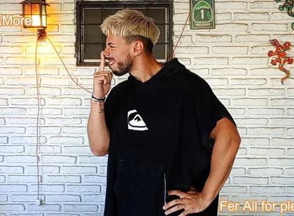 Fer Controls Nose of His Alpha Master Friend