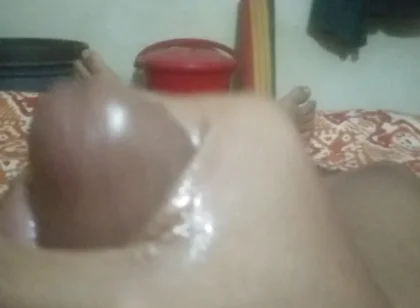I Really Wanted to, so I Put Oil on My Hands and Hit the Handle. My Hands Got Wet