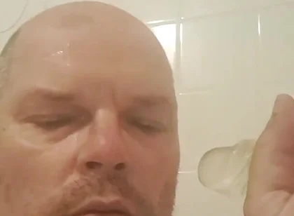 Attached Sucking and Blowing for the Slut