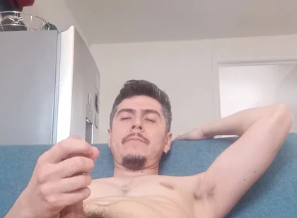Big Dicked Daddy Shots a Big Thick Cum