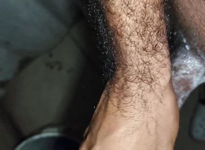 Jerk Man Jerks off in the Bathroom Without Scrubbing His Body with Soap