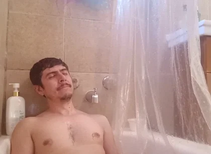 Handsome Man Explodes Thick Cum in the Bathtube