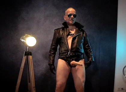 Berlin Leather 12