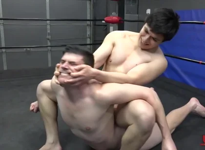 Muscle Twink Wrestling 1800