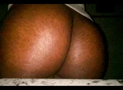 Ass on the Menu, Cum Take a Bite