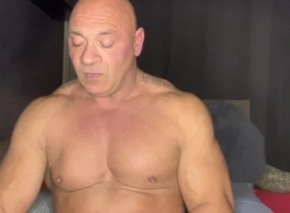 Mr Guru Naked Wank Solo Bodybuilder Daddy