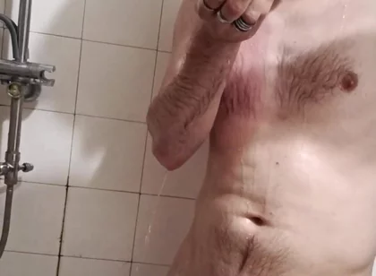 Amateur Bath Masturbation